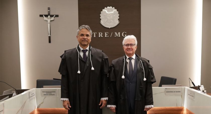 Corte Eleitoral elege os novos dirigentes do Tribunal Desembargadores Carlos Henrique Perpétuo Braga e Sálvio Chaves