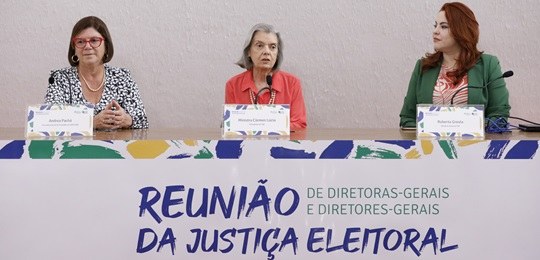 Cármen Lúcia abre encontro de DGs Desembargadora Andréa Pachá, ministra Cármen Lúcia, Roberta Gresta