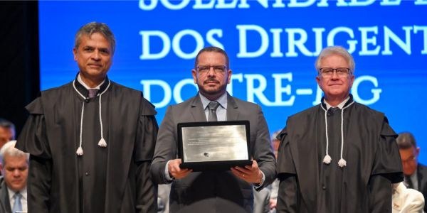 Des. Carlos Henrique, Hércules Gomes e des. Sálvio Chaves