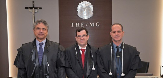 Desembargador Carlos Henrique Perpétuo Braga, Ricardo Barouch e desembargador Júlio César Lorens...