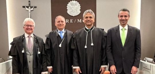 Foto da eleição do Ouvidor no TRE-MG em 7/7/2026