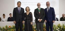 Foto da Entrega da Medalha Sálvio de Figueiredo Teixeira - ano 2026 para o ministro Sebastião Reis