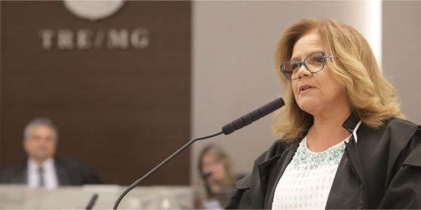 Juíza Cláudia Helena Batista