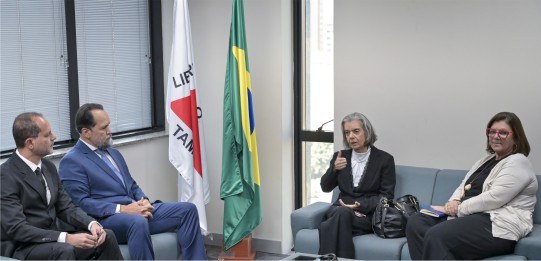 Desembargadores Júlio Lorens e Ramom Tácio, ministra Cármem Lúcia