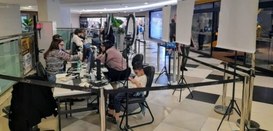 Foto mostra guichês de atendimento instalados no Shopping Cidade.