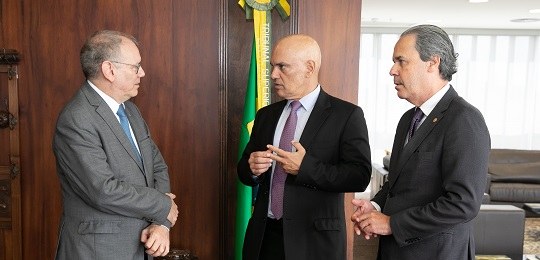 Des. Paulo Tamburini, ministro Alexandre de Moraes, des. Maurício Soares
