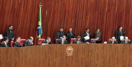 Sessão plenária administrativa do TSE em 06.08.2015 Sessão plenária administrativa do TSE