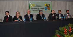 Mesa do 59º Encontro do Colegio de Presidentes dos TREs em Fortaleza