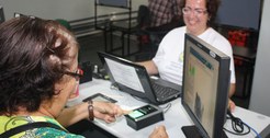 TRE-MG biometria em Divinópolis - foto: Cláudia Ramos - ASCOM/TRE-MG