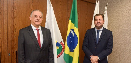 TRE-MG-convenio-TRE-TJ Desembargadores Marcos Lincoln dos Santos e Gilson Lemes