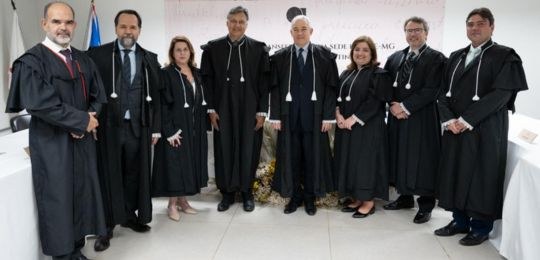 Foto da Corte Eleitoral na sessão realizada em Diamantina