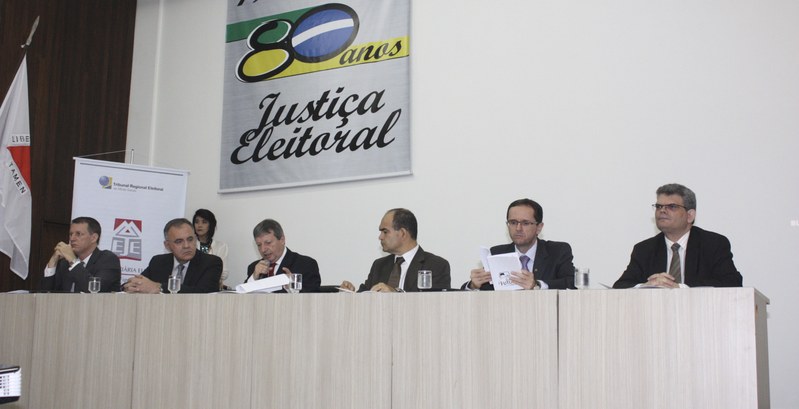 TRE-MG eleitor do futuro lançamento projeto eleitor futuro
