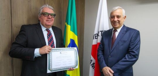 TRE-MG - Moção honrosa em memória Des. Boccalini e des. Vasconcelos - moção honrosa