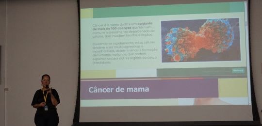 Foto da palestra no Outubro Rosa de 2023