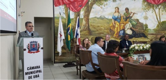 Palestra do desembargador Rogério Medeiros na Câmara Municipal de Ubá