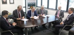 Assinatura de termo de cooperação entre TRE-MG, Secretaria de Estado da Educação e Ministério Pú...