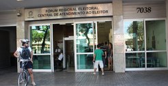 TRE-MG fachada do prédio da Central de Atendimento ao Eleitor  Fórum Regional Eleitoral - foto: ...