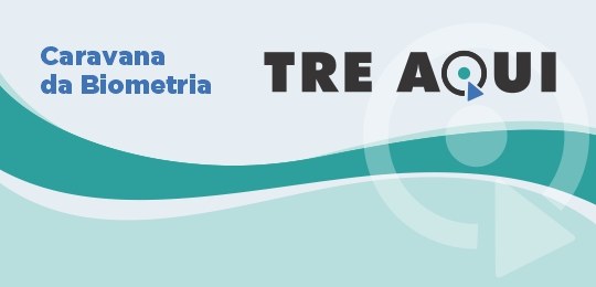 Caravana da Biometria Banner com fundo cinza bem claro. Na metade inferior, duas ondas em diferentes tons de verde. No...