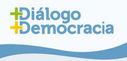 Banner em tons bem claros de azul, com a expressão +Diálogo +Democracia
