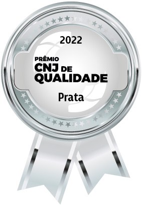 Selo na cor prata com a inscrição 2022 Prêmio CNJ de Qualidade.