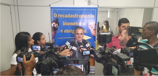 Presidente do TRE-MG, desembargador Rogério Medeiros, em entrevista coletiva em Caratinga no dia...